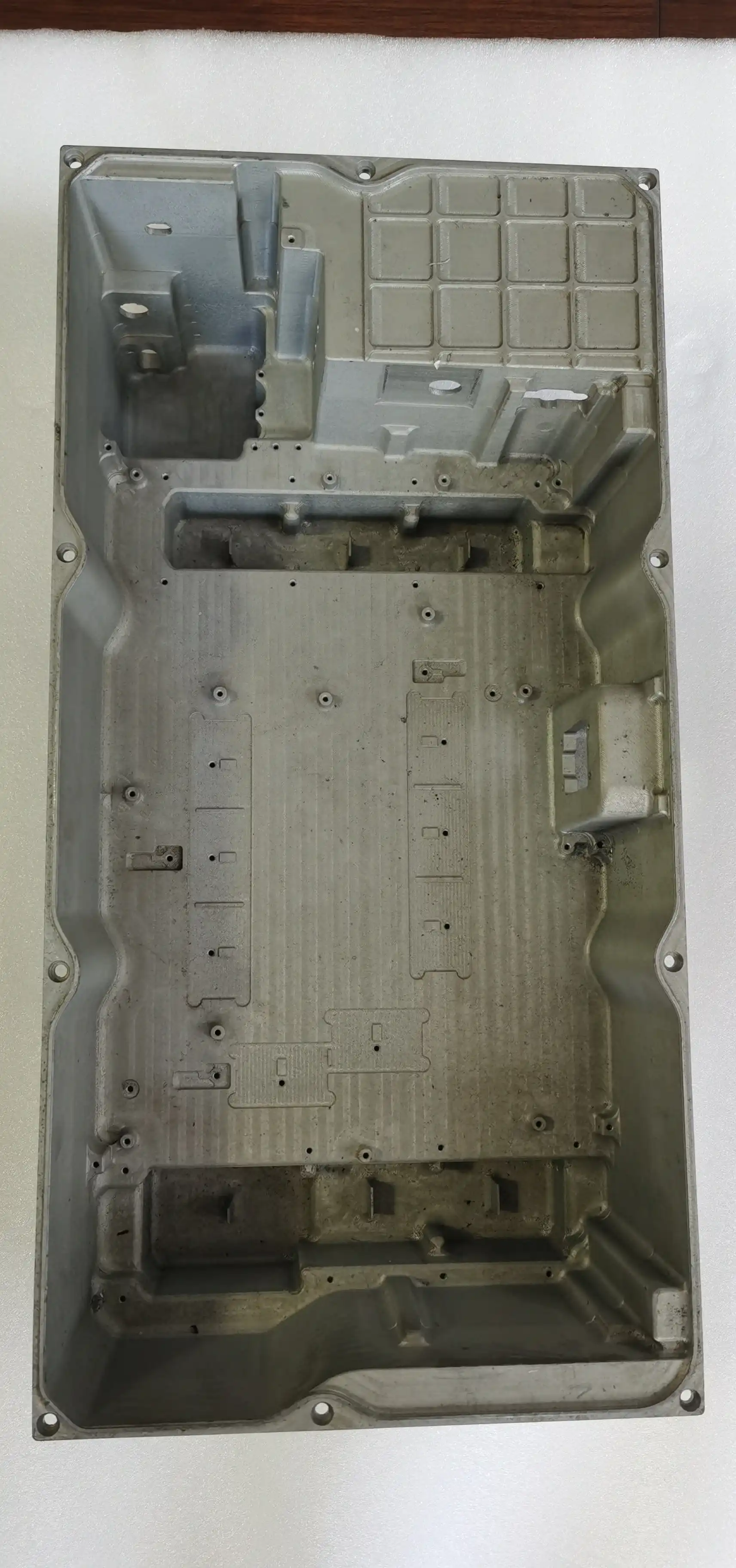 Battery housing lower box casting